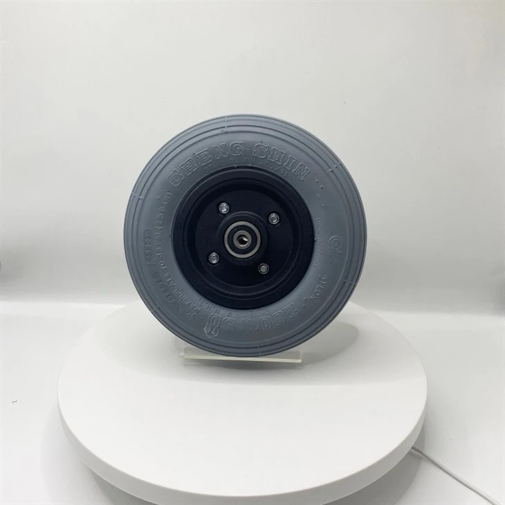 200×50 Pneumatic Rubber Tire factory